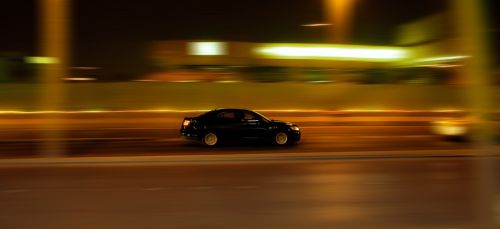 voiture sur la route